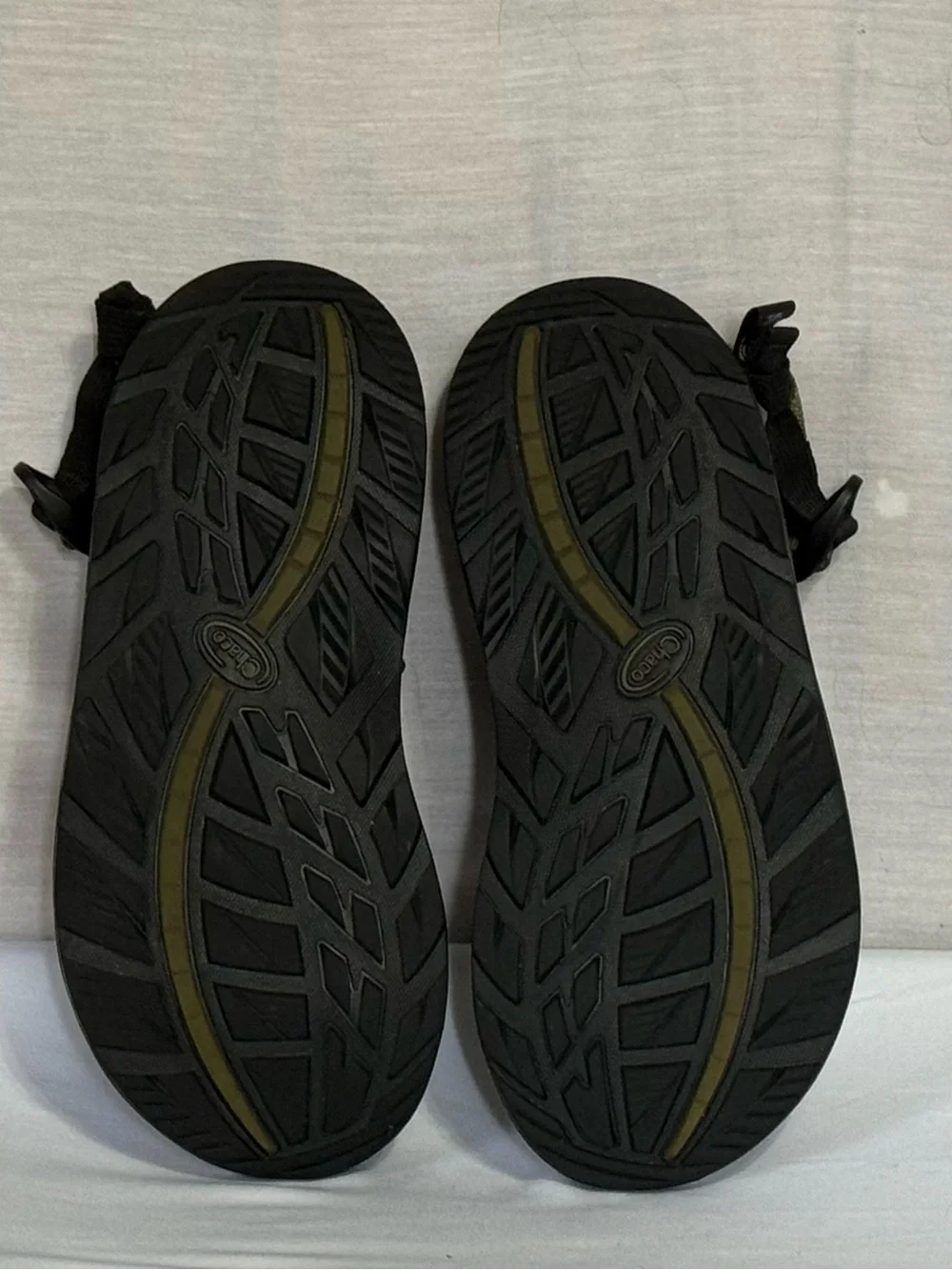 Chaco Z/1 Classic Men’s Size 10 Olive Adjustable Hiking Sandals
